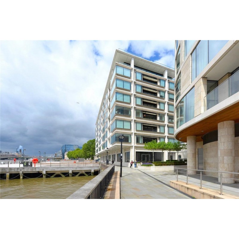 sugar quay, tower bridge